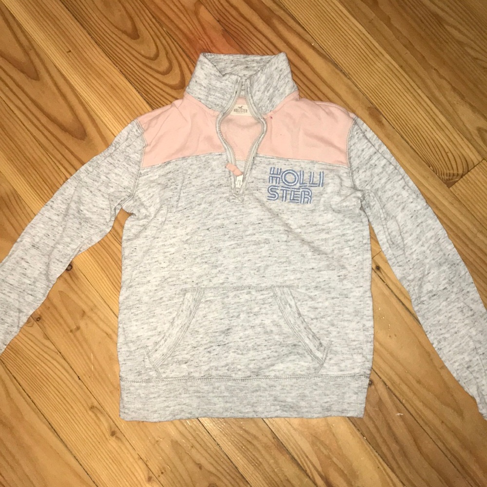 Hollister sweatshirt